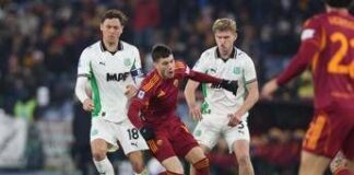 Roma-Sassuolo, rigore dato e poi revocato ai giallorossi. Cos’è successo