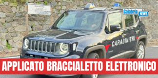 Evade dai domiciliari e all’alt dei Carabinieri tenta la fuga ma viene bloccato a Mosorrofa