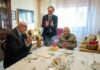 Crosetto e il caffè con il papà di Bonelli: “Ex combattente di 102 anni che ha fatto la storia d’Italia”