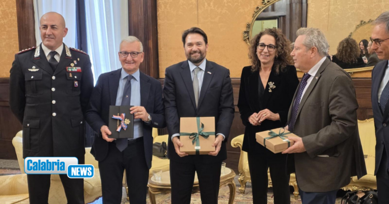 Visita istituzionale in Prefettura Catanzaro del Console Generale degli Stati Uniti d’America
