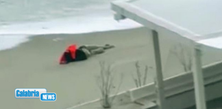 Tredici cadaveri recuperati in 14 giorni nel mare di Sicilia e Calabria