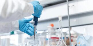 Tumore alla prostata, studio: “Apalutamide prima e dopo intervento riduce rischio metastasi del 20%”