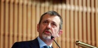 Anarchici, processo Appello per rivelazione segreto d’ufficio: pg Roma chiede assoluzione per Delmastro