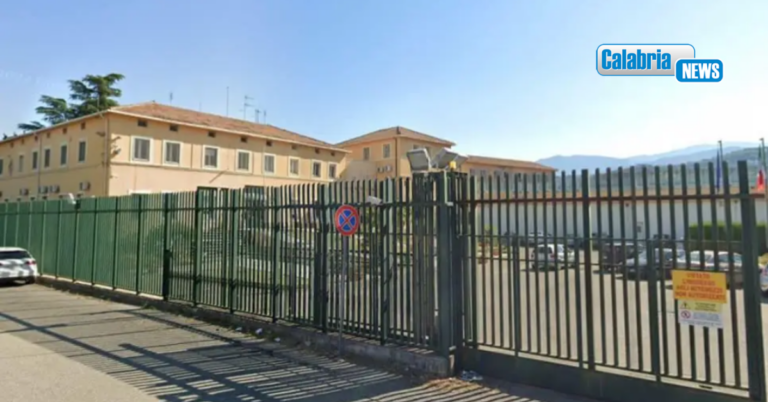 Cosenza, 6 arresti per corruzione e droga nel carcere. Coinvolto agente della Penitenziaria