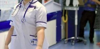 Focolaio di meningite in Uk, 27 casi e due morti nel Kent: appello per la vaccinazione di massa