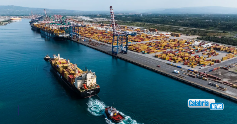 Sindacati, ‘no al transito di armi nel porto di Gioia Tauro’: rispettare art 11 della Costituzione