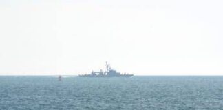 Iran, nave cinese attravera Hormuz e sfida il blocco di Trump. Oggi primi colloqui Israele-Libano – Diretta