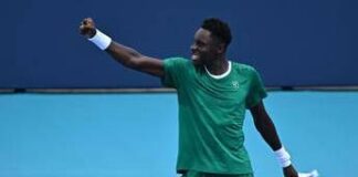 Miami, Kouamé vince prima partita a 17 anni. E Djokovic lo ‘incorona’