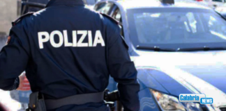 Atti persecutori e tentata rapina ad attività commerciali: arrestati 2 noti pregiudicati a Paola