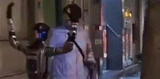Robot ‘stalker’ segue e molesta donna di 70 anni a Macau: l’episodio diventa virale