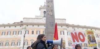 Roma, oggi manifestazione per lo stop alla guerra e il no al Referendum