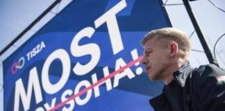 Elezioni in Ungheria, chi è Magyar: l’ex insider che può battere Orban