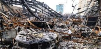 Iran, Trump minaccia nuovi attacchi su ponti e centrali. Teheran: “Abbattuto F-35 Usa, morto il pilota” – Diretta