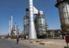 Iran ‘sommerso’ dal petrolio, Teheran sfrutta serbatoi abbandonati e container improvvisati