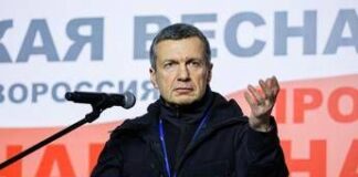 “Meloni vergogna della razza umana”: l’attacco della tv russa in italiano. Farnesina convoca l’ambasciatore