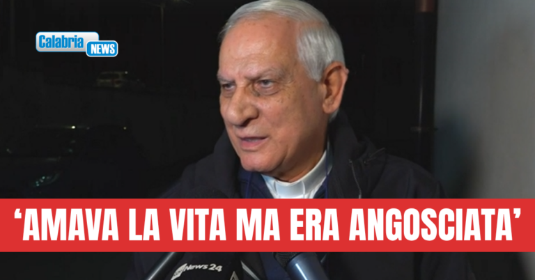 Tragedia a Catanzaro, parroco: “Aveva paura che qualcuno facesse del male ai suoi figli”