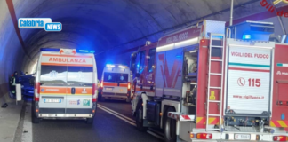 Violento impatto fra autovetture nella galleria “Fiego” sulla SS107: due morti e un ferito