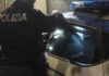 Aggredito e accoltellato in piazza a Prato: 23enne in fin di vita. Fermati due uomini