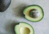 Avocado, tutto su questo superfood: pochi zuccheri, tanto potassio e aiuta il cuore