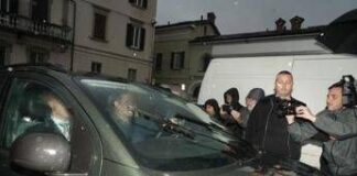 Caso Garlasco, Sempio arrivato in procura a Pavia: non risponderà a pm