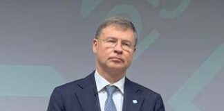 Conti pubblici Italia: l’Ue rivaluta il deficit in autunno
