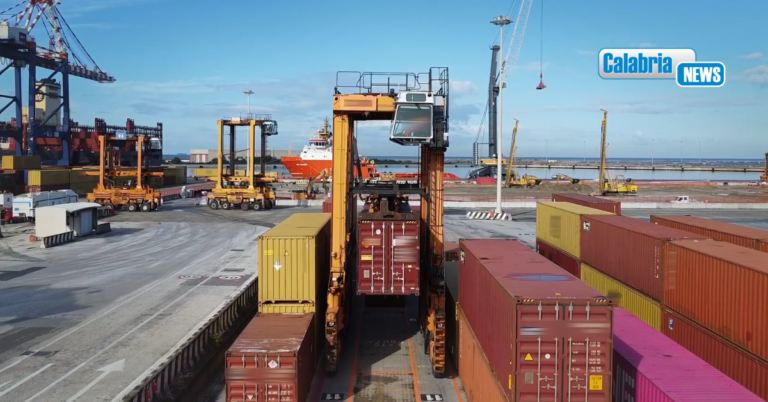 Porto di Gioia Tauro, Baldino (M5S): Acciaio per munizioni verso Israele, chiesta ispezione urgente