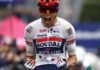 Giro d’Italia, prima tappa in volata a Magnier. Caduta di gruppo in vista del traguardo