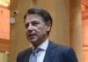 Giuseppe Conte: “Tornato a casa. Intervento riuscito, sto molto bene”