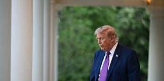 “Iran ha missili in abbondanza”, intelligence Usa smentisce Trump