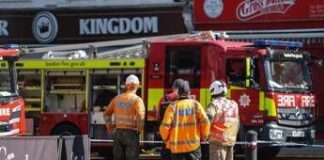 Londra, incendio in supermercato Kosher: 100 pompieri in campo