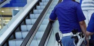 Milano, rissa tra 10 persone in stazione Certosa: 23enne accoltellato muore nella notte