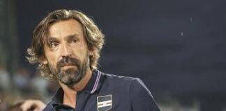 Picierno contro Pirlo: “Firma palloni a Mosca, non sa come stare al mondo con onore e schiena dritta”