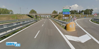 Conducente imbocca contromano rampa Rogliano A2 verso Cosenza: dipendente Anas fuori servizio lo salva