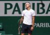 Roland Garros, Mensik eroico: batte Navone (e i crampi) e vola al terzo turno dopo 5 ore di battaglia