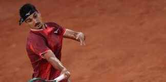 Roland Garros, Sonego vince e avversario litiga con arbitro: “Ti devi scusare”