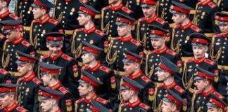 Ucraina-Russia, una parata senza vittorie per Putin: svanisce l’immagine di uomo forte