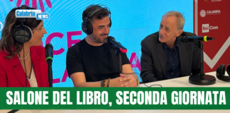 In stand Calabria il vicepresidente Mancuso, l’assessore Micheli, Roberto Vecchioni e Massimo Mauro