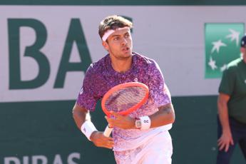 Wimbledon, Cobolli-Navone 1-6, 7-6, 6-3 – Diretta