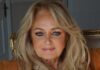 Bonnie Tyler fuori dal coma: la cantante resta in terapia intensiva, annullati i concerti estivi
