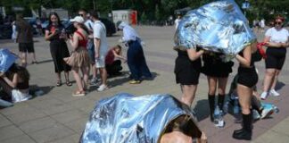 Caldo estremo si sposta, temperature giù in Italia da mercoledì. Record bollente in Germania e Polonia