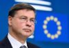 Caro energia, da Ue flessibilità fino a 0,3% annuo per 3 anni. Dombrovskis: “No per sconto accise”