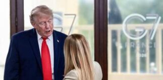 Gli attacchi di Trump aiutano Meloni, il sondaggio: aumenta la fiducia nella premier
