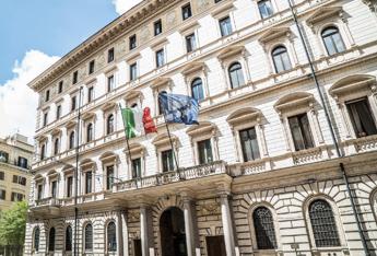 Iran e i 500 aerei Usa decollati da basi italiane, Bonelli: “Meloni ha mentito a Parlamento”. La replica della Difesa