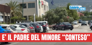 Lamezia, 32enne arrestato per la rissa tra famiglie rom negli uffici dei servizi sociali del Comune