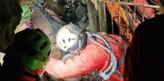 Salvo lo speleologo bloccato nella grotta in Piemonte, estratto dopo 12 ore