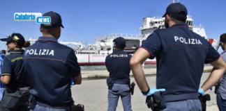 Due sbarchi nel crotonese negli ultimi tre giorni. Emessi 21 provvedimenti di respingimento dal Questore