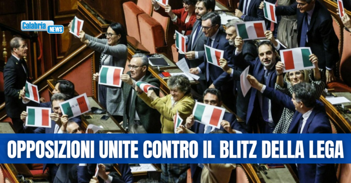 Senzato protrsta opposizioni