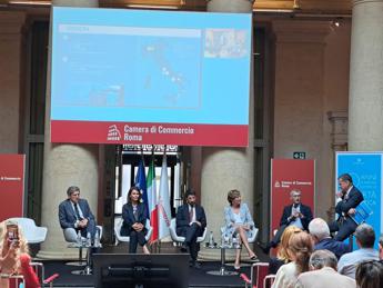 Sostenibilità: indagine, 86% italiani preoccupato per impatto caro energia﻿