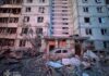 Ucraina, massiccio attacco russo nella notte: almeno 9 morti e oltre 100 feriti, colpita Kiev