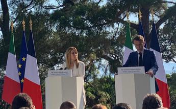 Vertice Macron-Meloni: “Italia e Francia partner naturali e indispensabili”